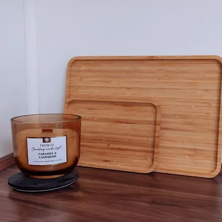 Brick & Cozy - - Netflix - Wifi - 4 Person *