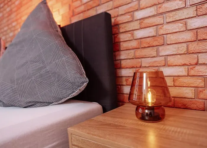 Brick & Cozy - - Netflix - Wifi - 4 Person Gelsenkirchen