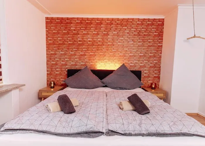 Apartmán Brick & Cozy - - Netflix - Wifi - 4 Person *