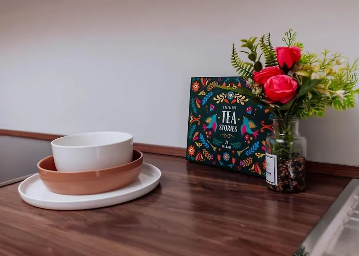 Brick & Cozy - - Netflix - Wifi - 4 Person شقة *